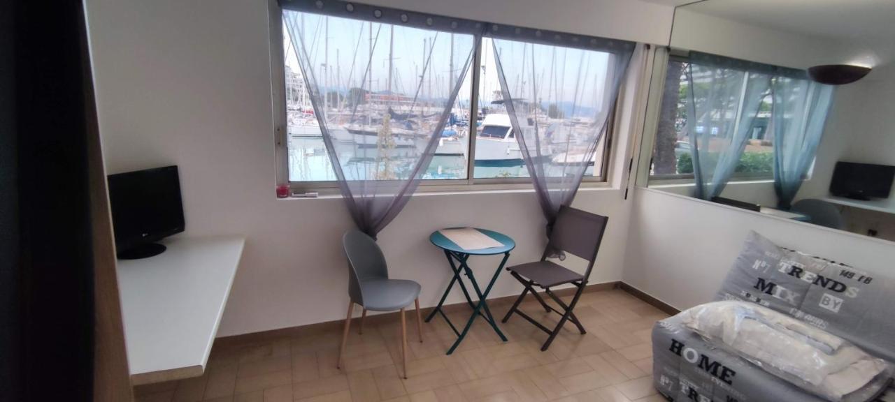 Studio Meuble Marina Villeneuve-Loubet 06 Luaran gambar